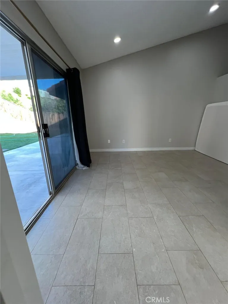 22862 Temet Wildomar, CA 92595
