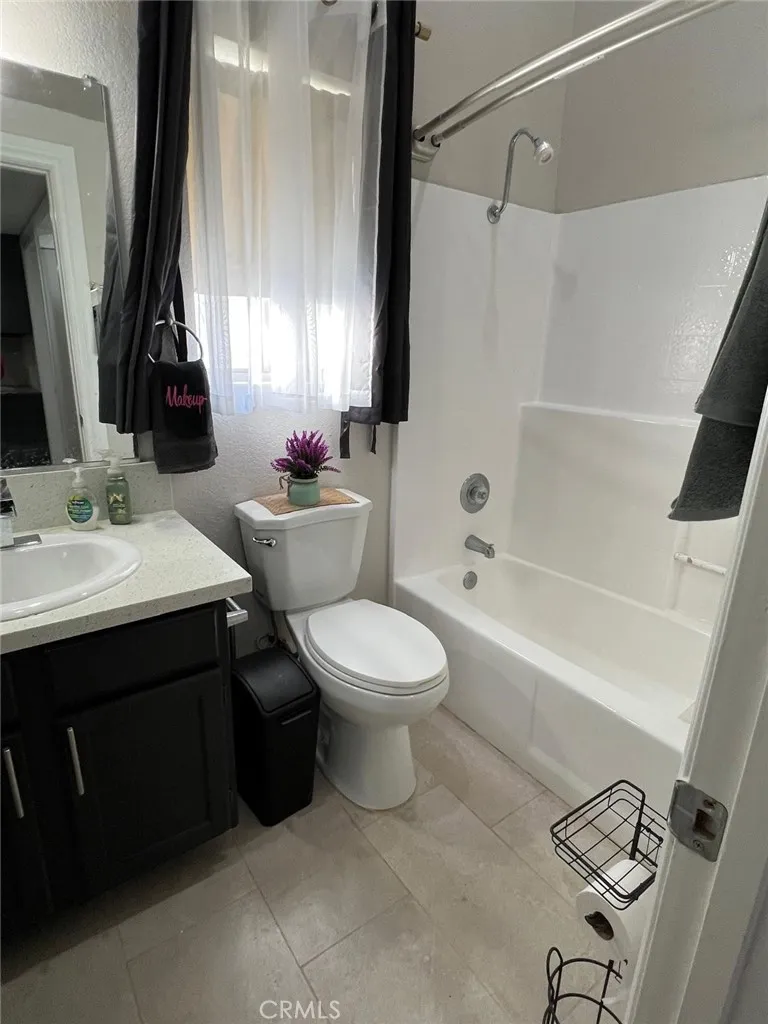 22862 Temet Wildomar, CA 92595