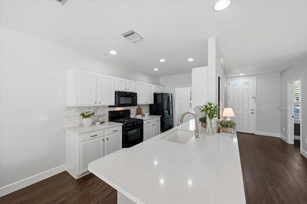 9530 W PARK VILLAGE DRIVE Tampa, FL 33626