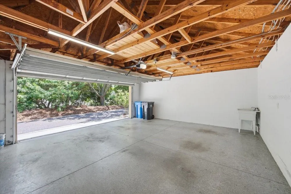 9530 W PARK VILLAGE DRIVE Tampa, FL 33626