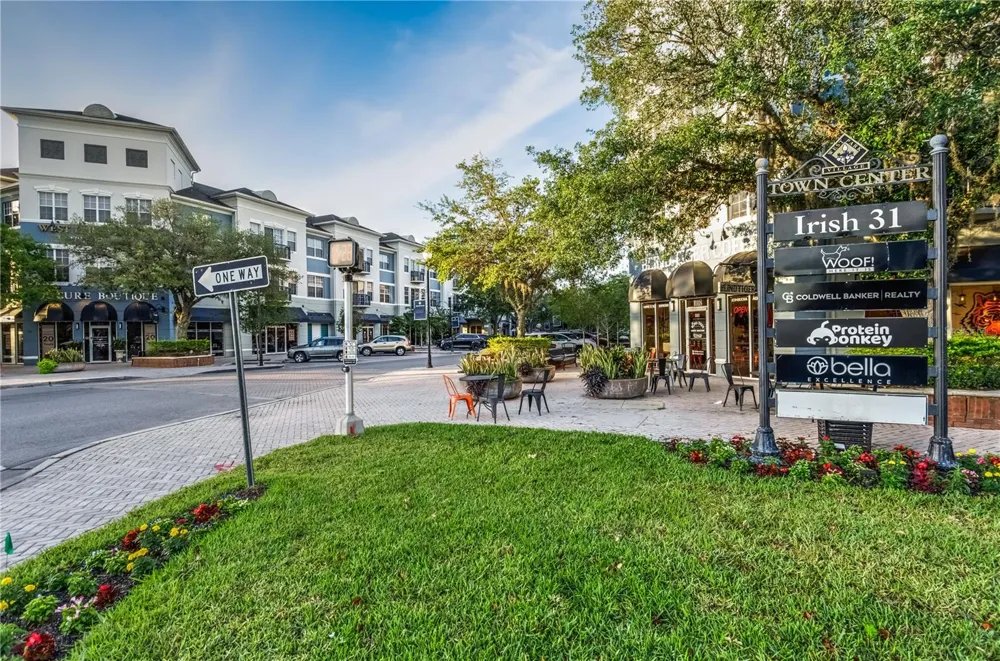 9530 W PARK VILLAGE DRIVE Tampa, FL 33626
