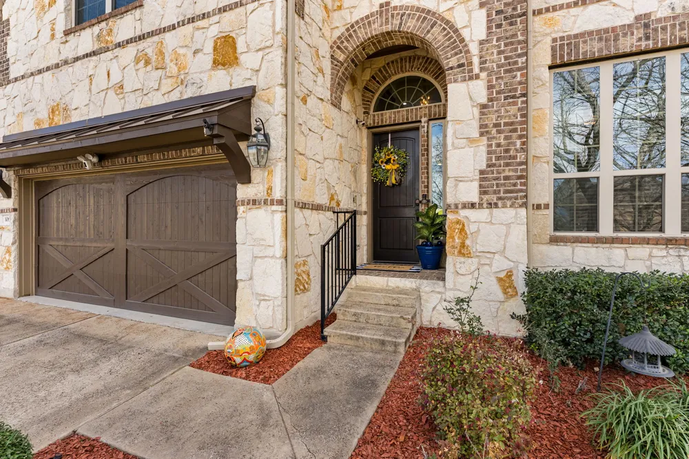 106 Princes Court Austin, TX 78738