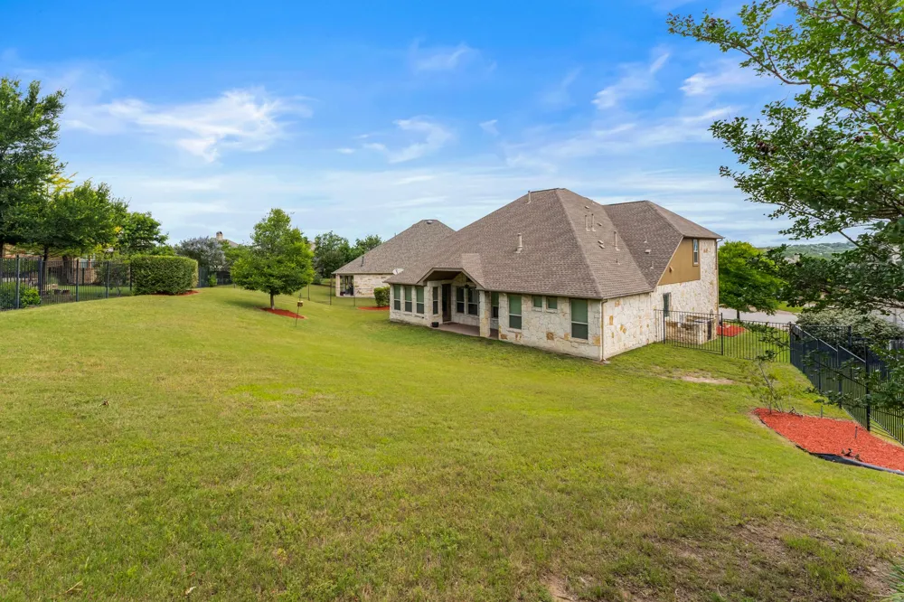 106 Princes Court Austin, TX 78738