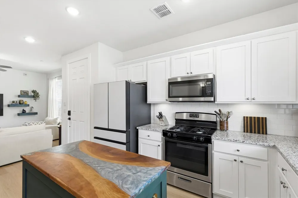 7688 Resting Mews North Richland Hills, TX 76182