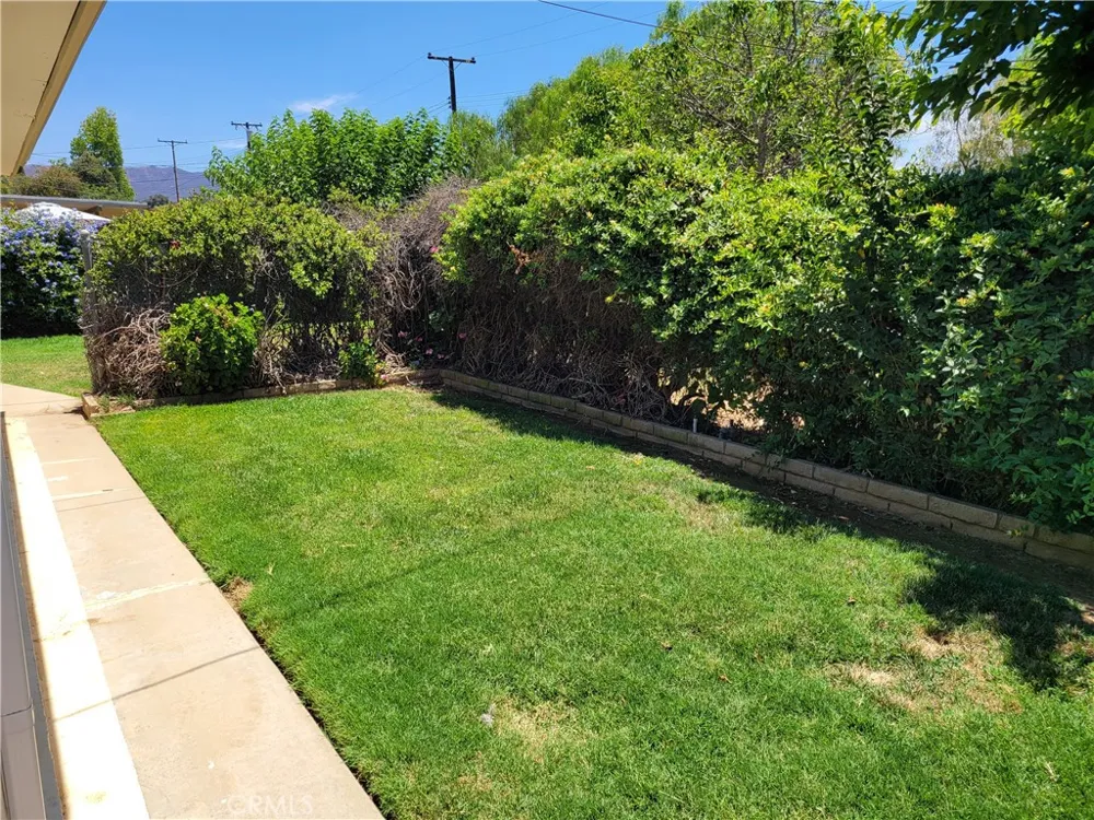 35005 San Carlos Yucaipa, CA 92399