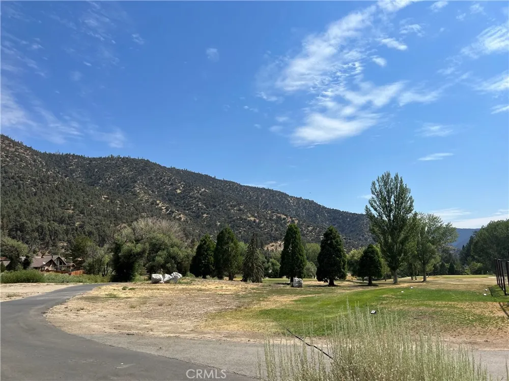 2608 Beechwood Way Pine Mountain Club, CA 93222