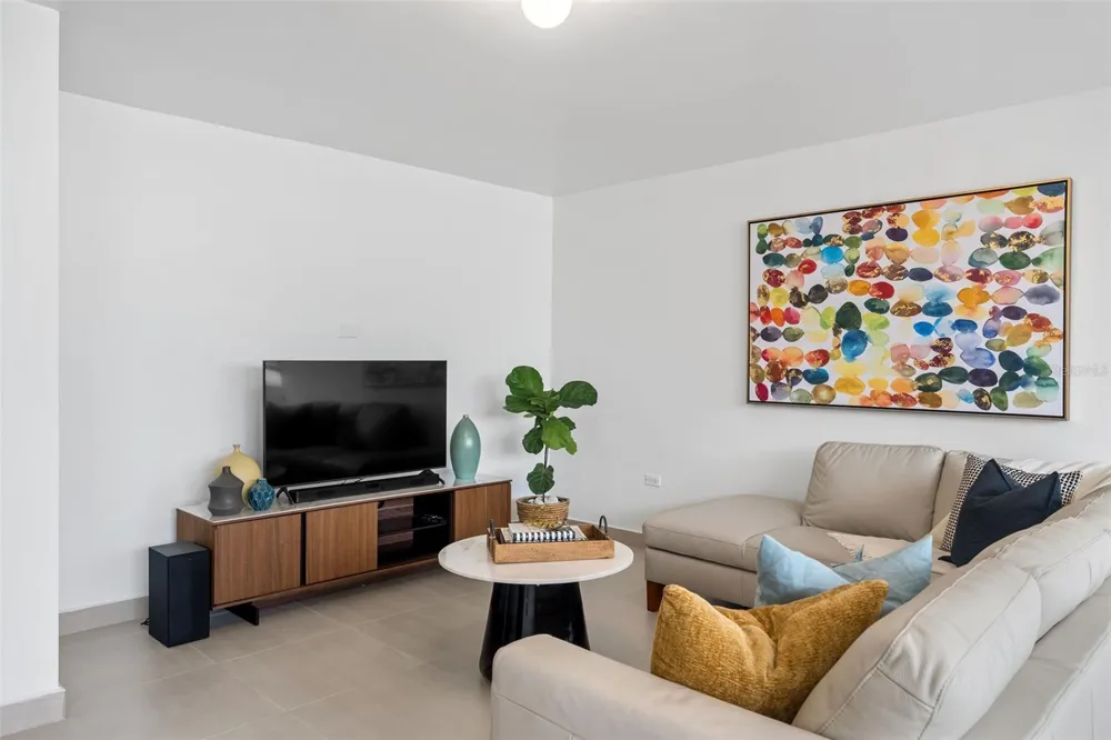 2 Condado Princess WASHINGTON #103 San Juan, PR 00911