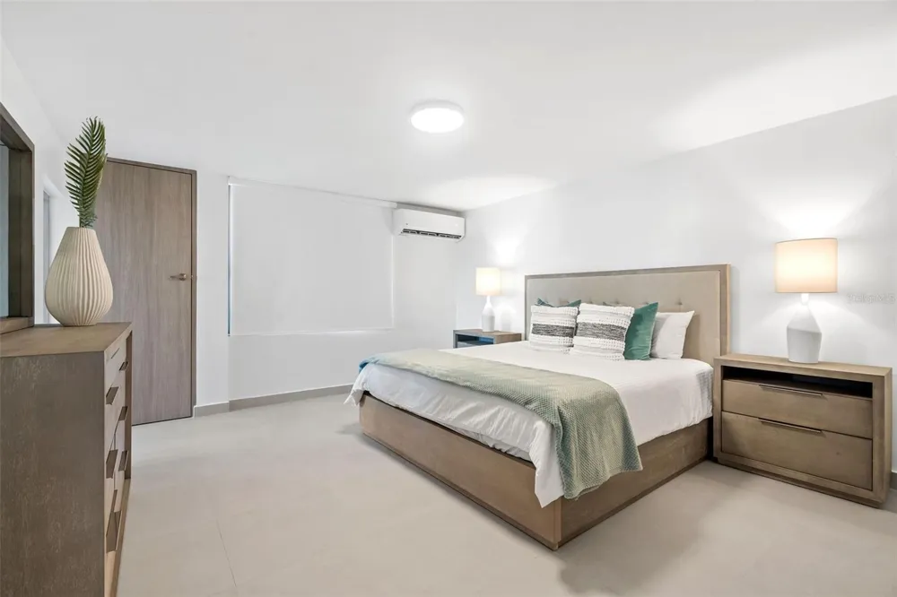2 Condado Princess WASHINGTON #103 San Juan, PR 00911
