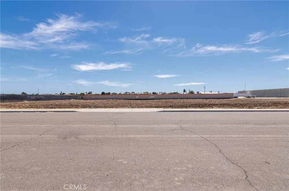 263 Commerce Los Banos, CA 93635