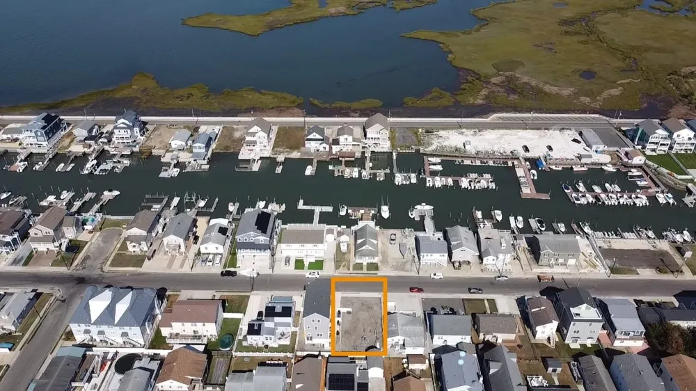 524 W Poplar West Wildwood, NJ 08260