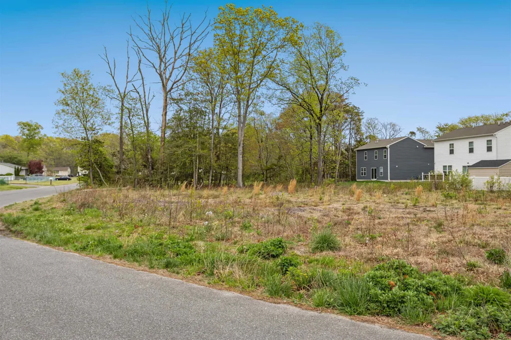 17 Ella Avenue Cape May Court House, NJ 08210