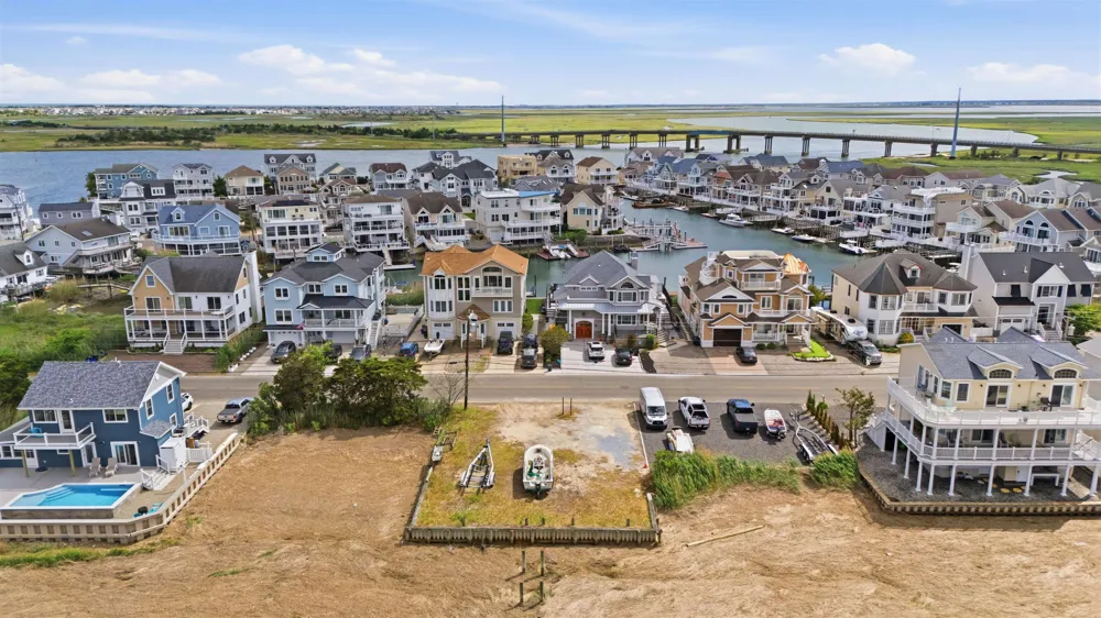 620 Avalon Boulevard Avalon Manor, NJ 08202