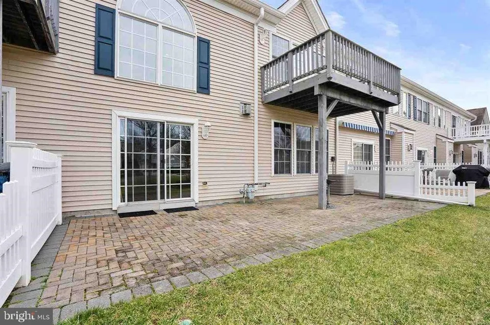 809 Turnberry Court Swainton, NJ 08210
