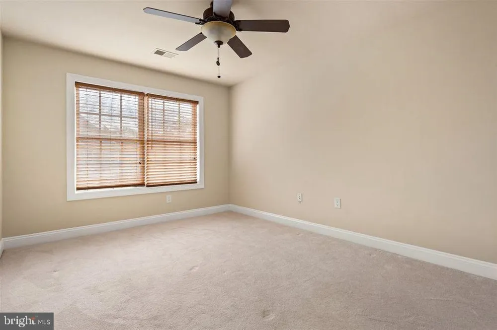 809 Turnberry Court Swainton, NJ 08210