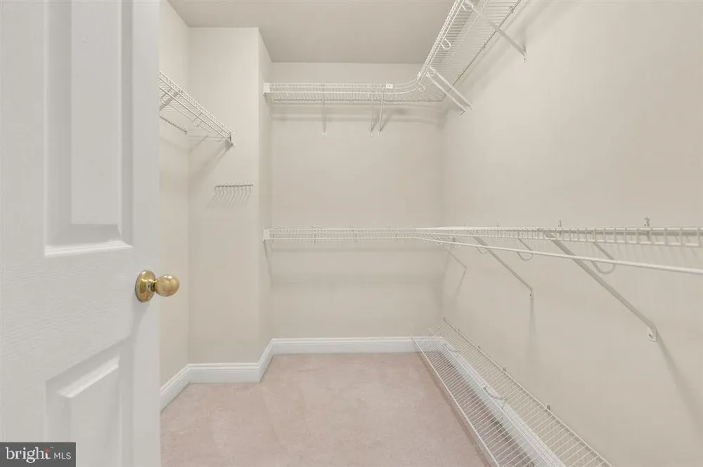 809 Turnberry Court Swainton, NJ 08210
