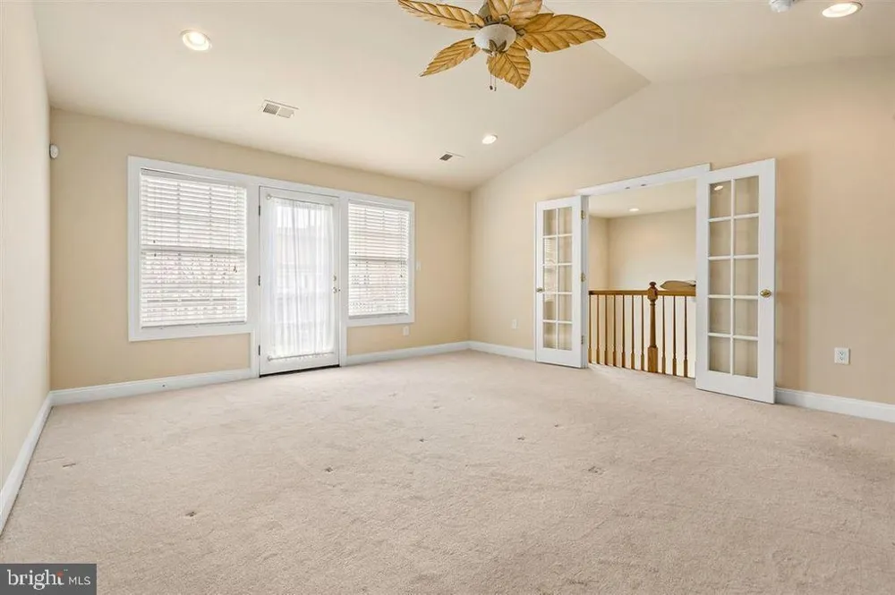 809 Turnberry Court Swainton, NJ 08210