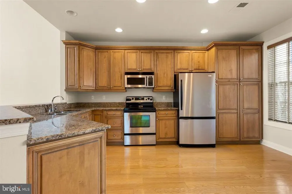 809 Turnberry Court Swainton, NJ 08210