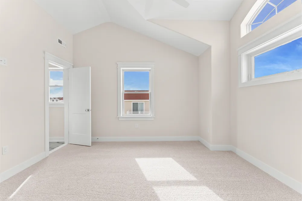34 W 73rd Street Sea Isle City, NJ 08243