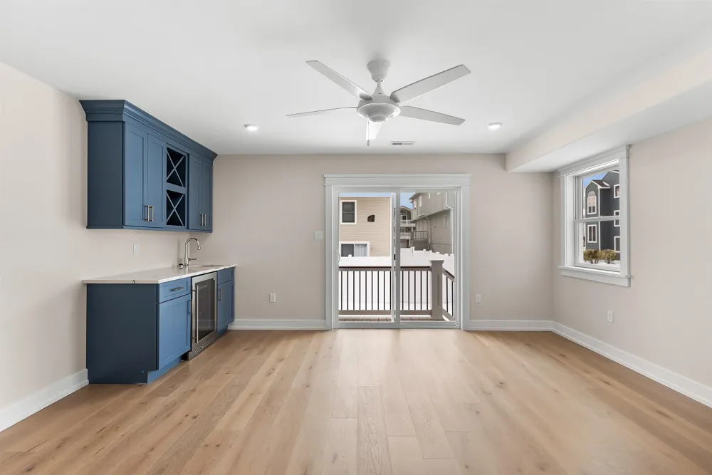 34 W 73rd Street Sea Isle City, NJ 08243