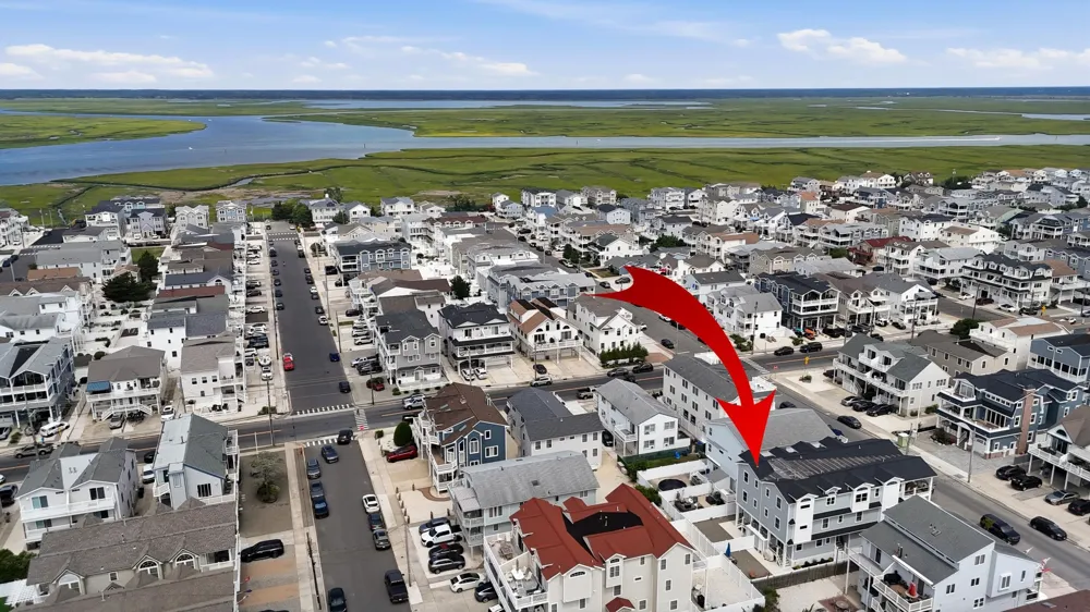 34 W 73rd Street Sea Isle City, NJ 08243