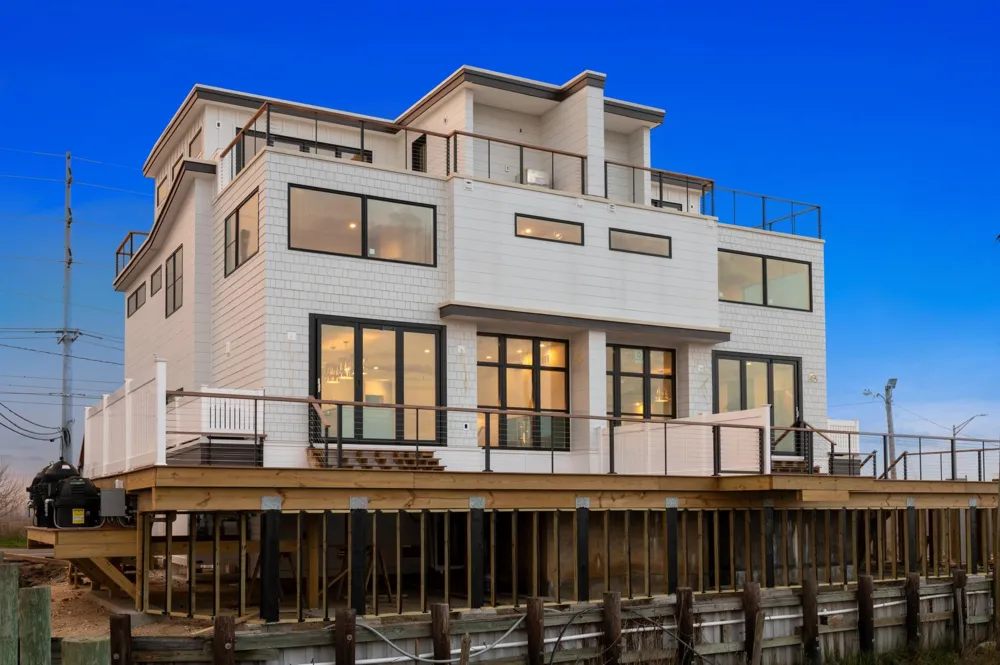 923 Stone Harbor Boulevard Stone Harbor Manor, NJ 08210
