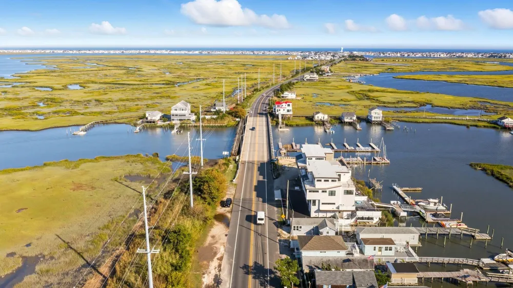 923 Stone Harbor Boulevard Stone Harbor Manor, NJ 08210