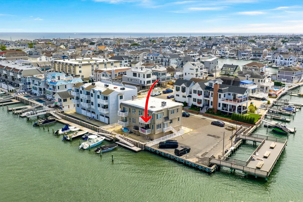 392 83rd Street Stone Harbor, NJ 08247