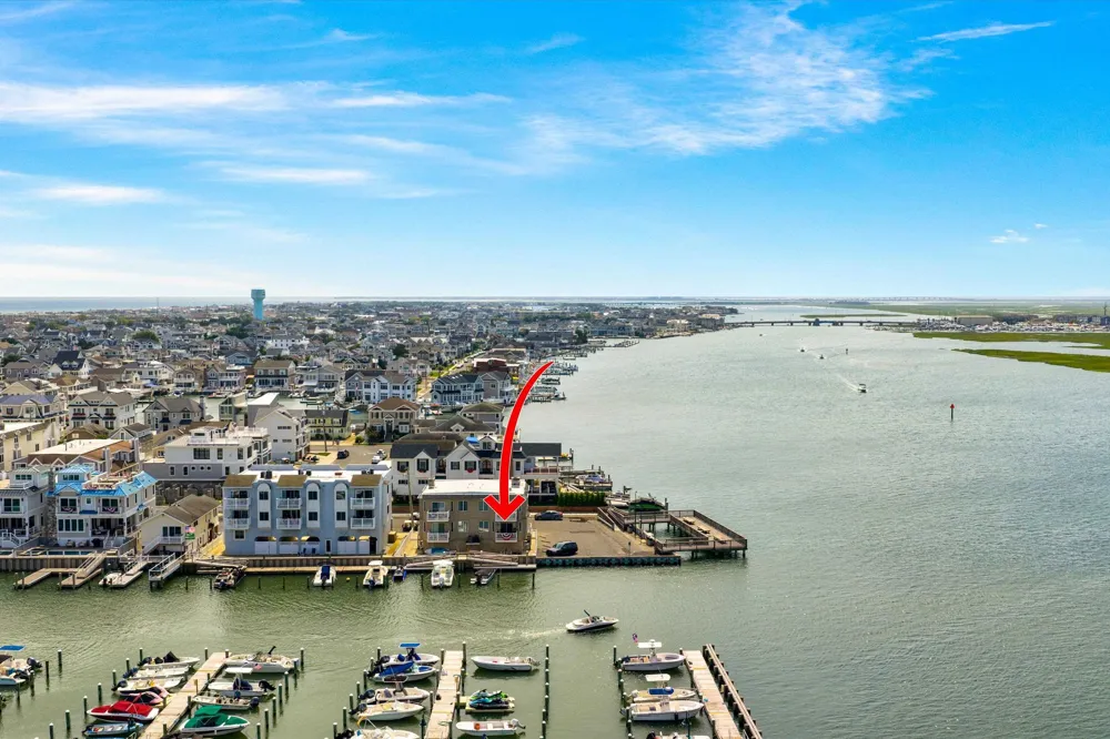392 83rd Street Stone Harbor, NJ 08247