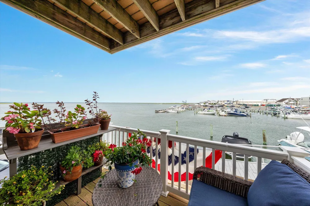 392 83rd Street Stone Harbor, NJ 08247