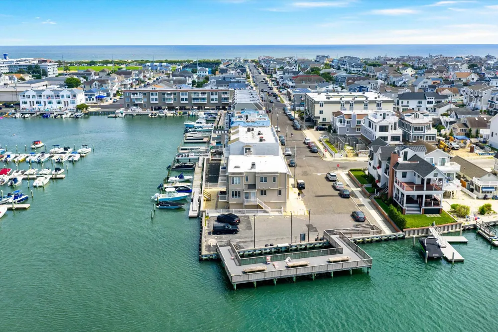 392 83rd Street Stone Harbor, NJ 08247