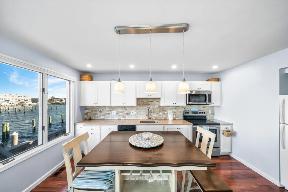 392 83rd Street Stone Harbor, NJ 08247