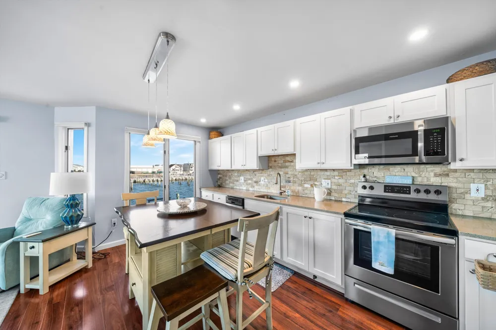 392 83rd Street Stone Harbor, NJ 08247