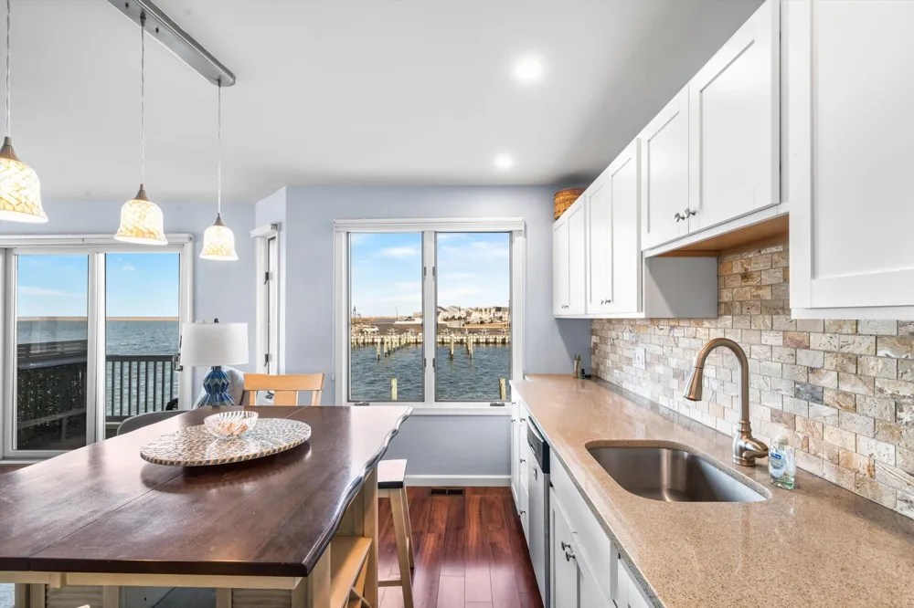 392 83rd Street Stone Harbor, NJ 08247