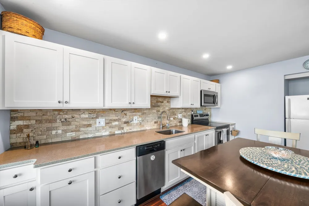 392 83rd Street Stone Harbor, NJ 08247