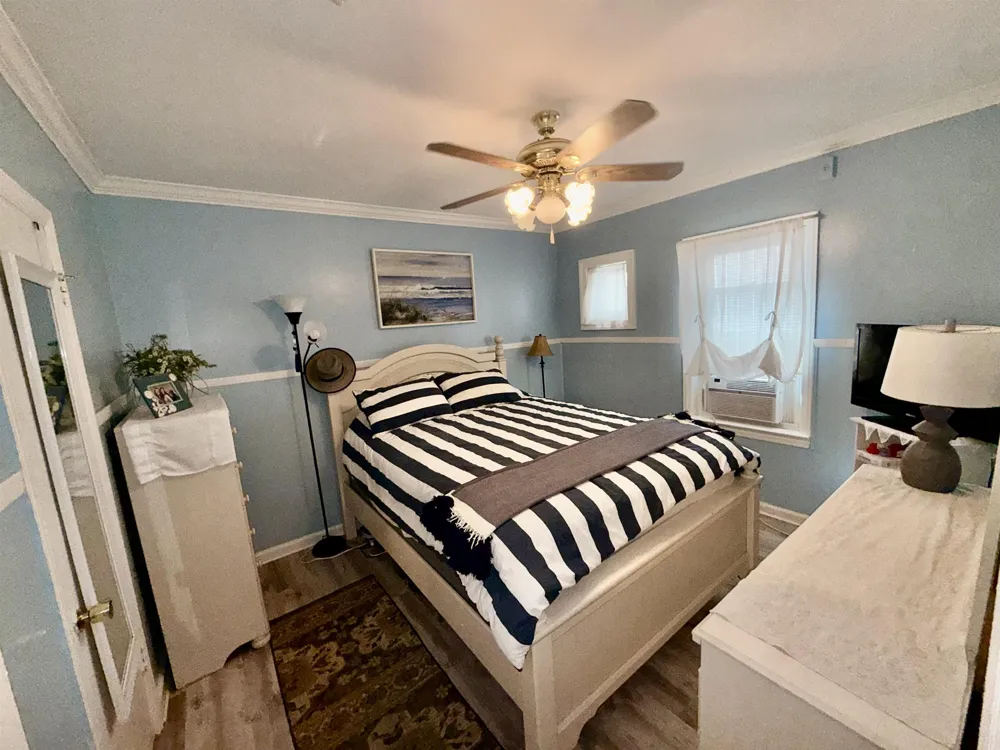 302 E Buttercup Road Wildwood Crest, NJ 08260