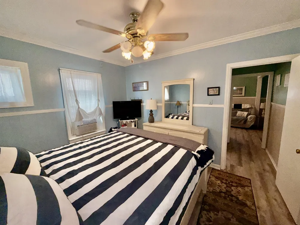 302 E Buttercup Road Wildwood Crest, NJ 08260