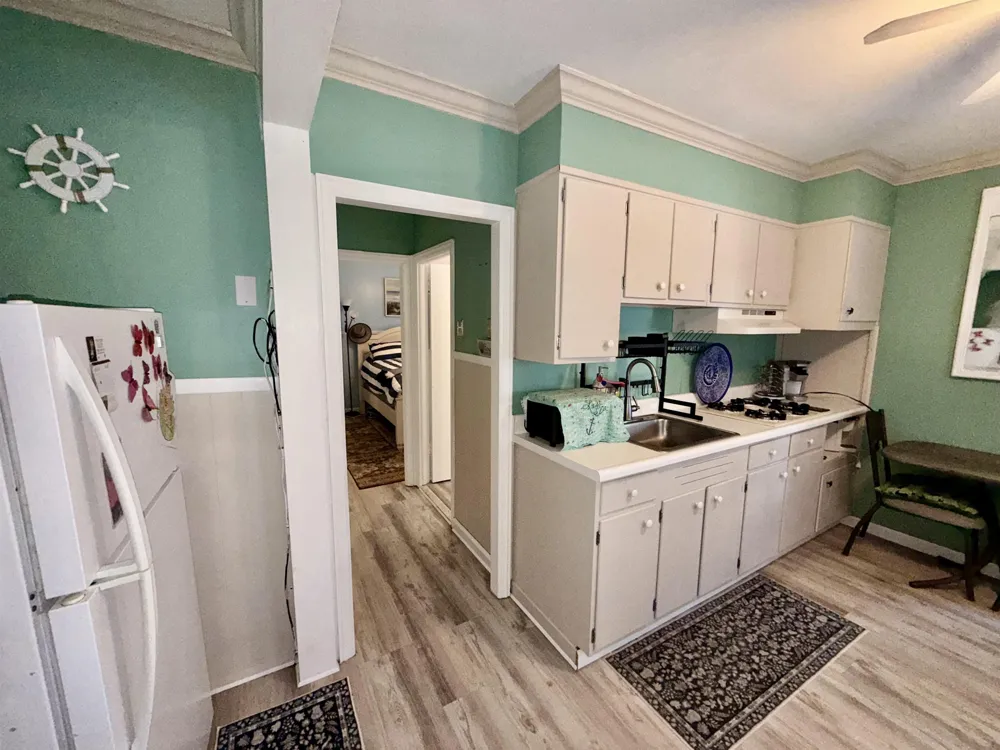302 E Buttercup Road Wildwood Crest, NJ 08260