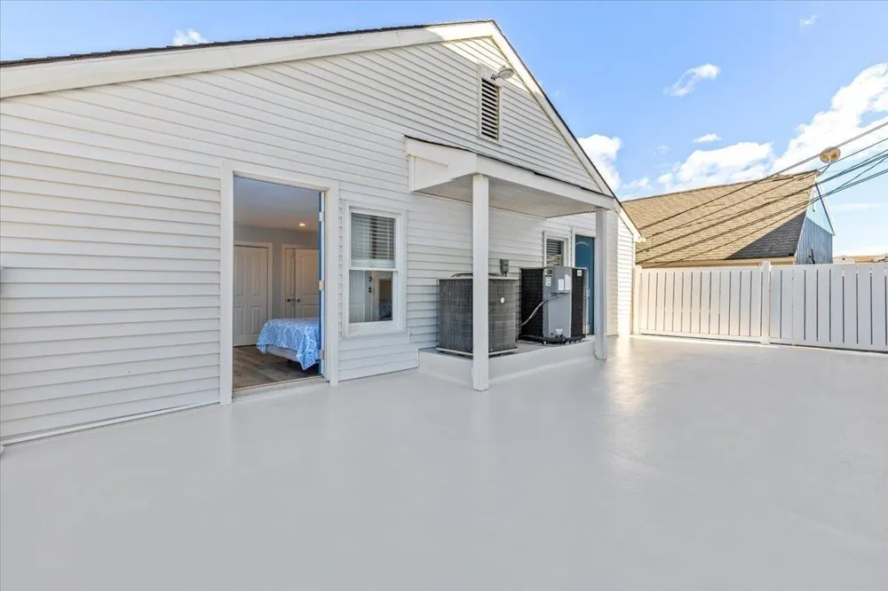 6109 Atlantic Avenue Wildwood Crest, NJ 08260
