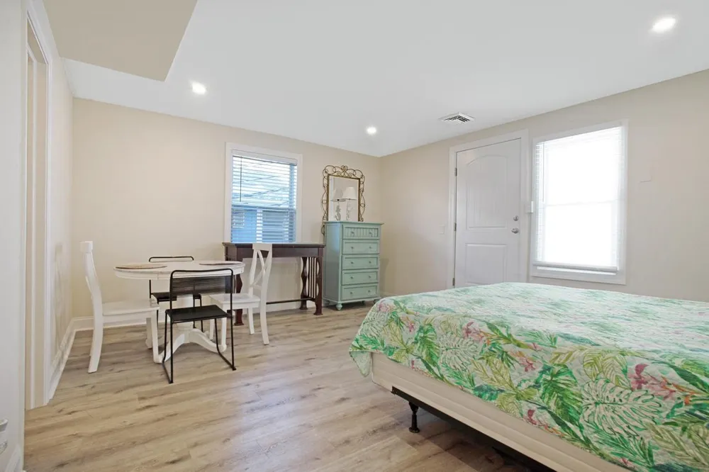 6109 Atlantic Avenue Wildwood Crest, NJ 08260