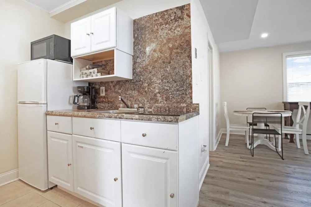 6109 Atlantic Avenue Wildwood Crest, NJ 08260