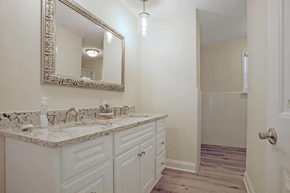 6109 Atlantic Avenue Wildwood Crest, NJ 08260
