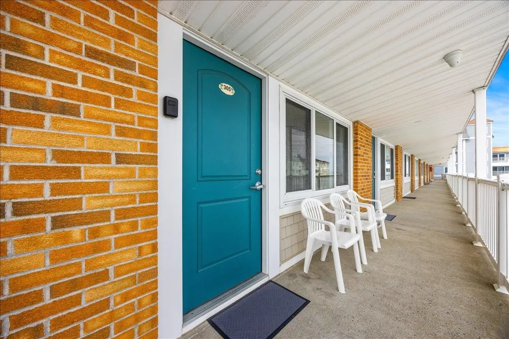 406 E Monterey Avenue Wildwood Crest, NJ 08260