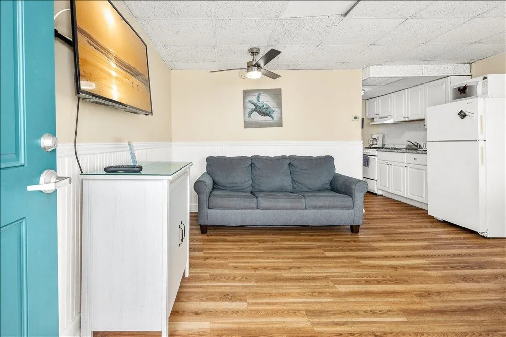 406 E Monterey Avenue Wildwood Crest, NJ 08260