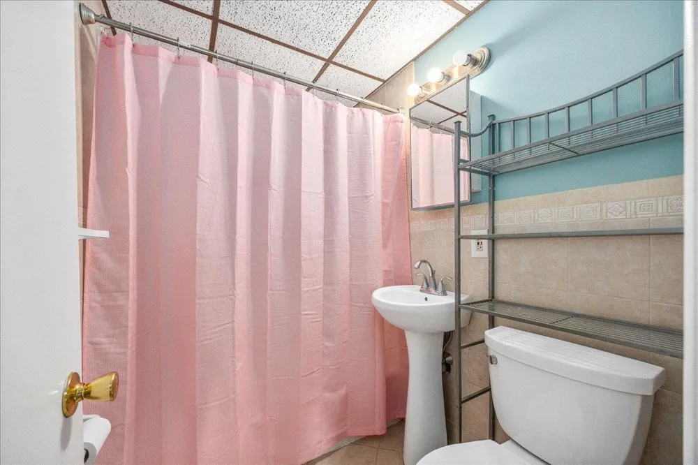 406-10 E Monterey Avenue Wildwood Crest, NJ 08260