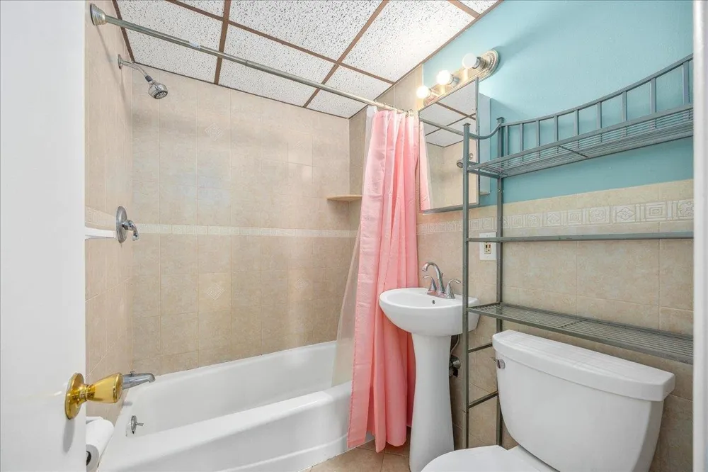 406-10 E Monterey Avenue Wildwood Crest, NJ 08260
