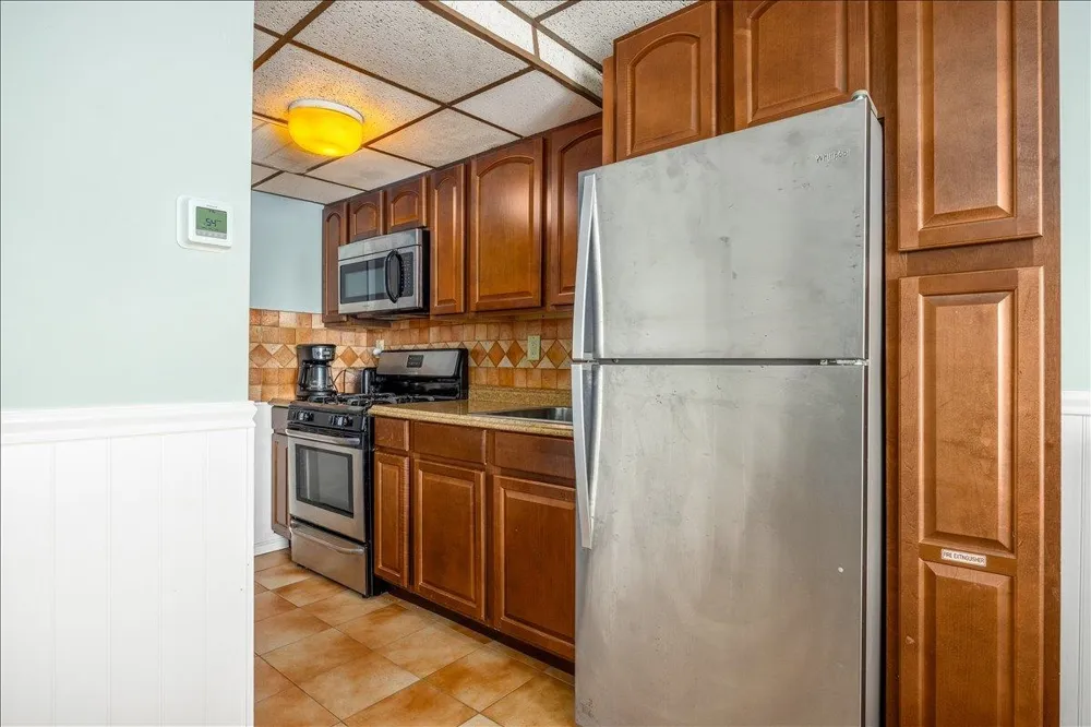 406-10 E Monterey Avenue Wildwood Crest, NJ 08260