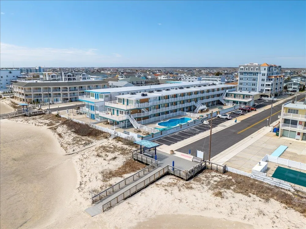 406-10 E Monterey Avenue Wildwood Crest, NJ 08260