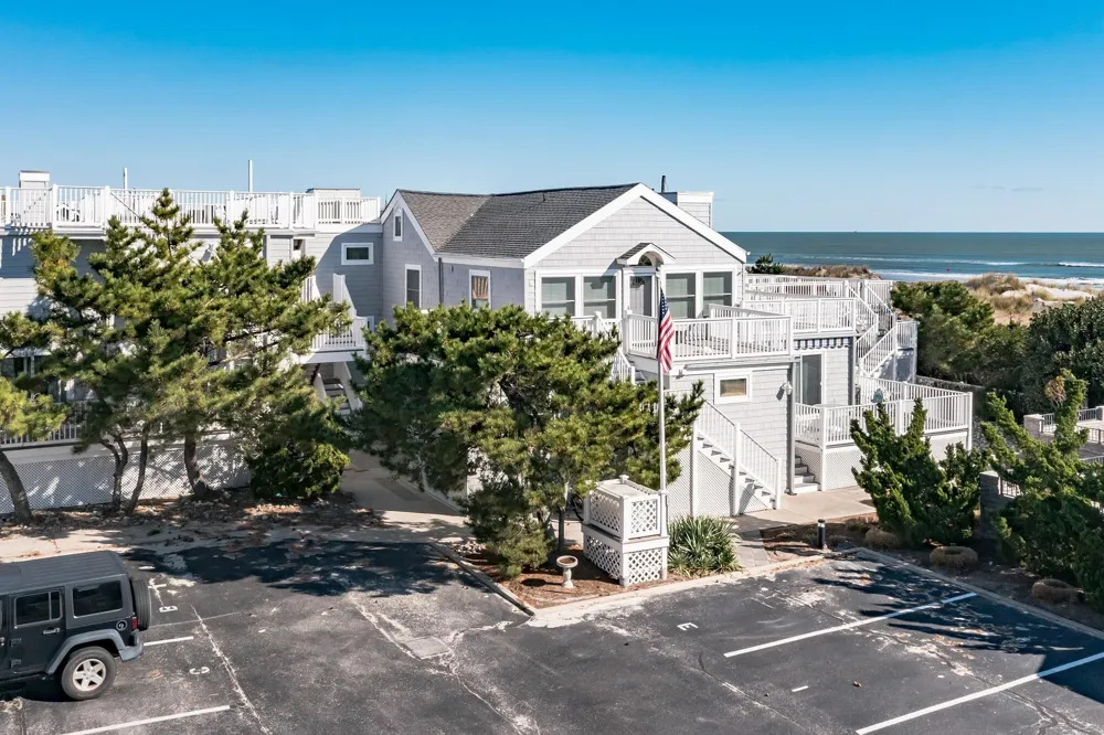 15 99th Street Stone Harbor, NJ 08247