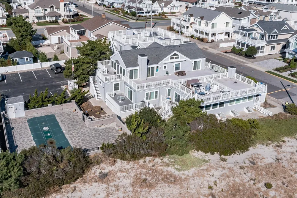 15 99th Street Stone Harbor, NJ 08247