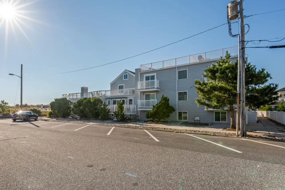 15 99th Street Stone Harbor, NJ 08247